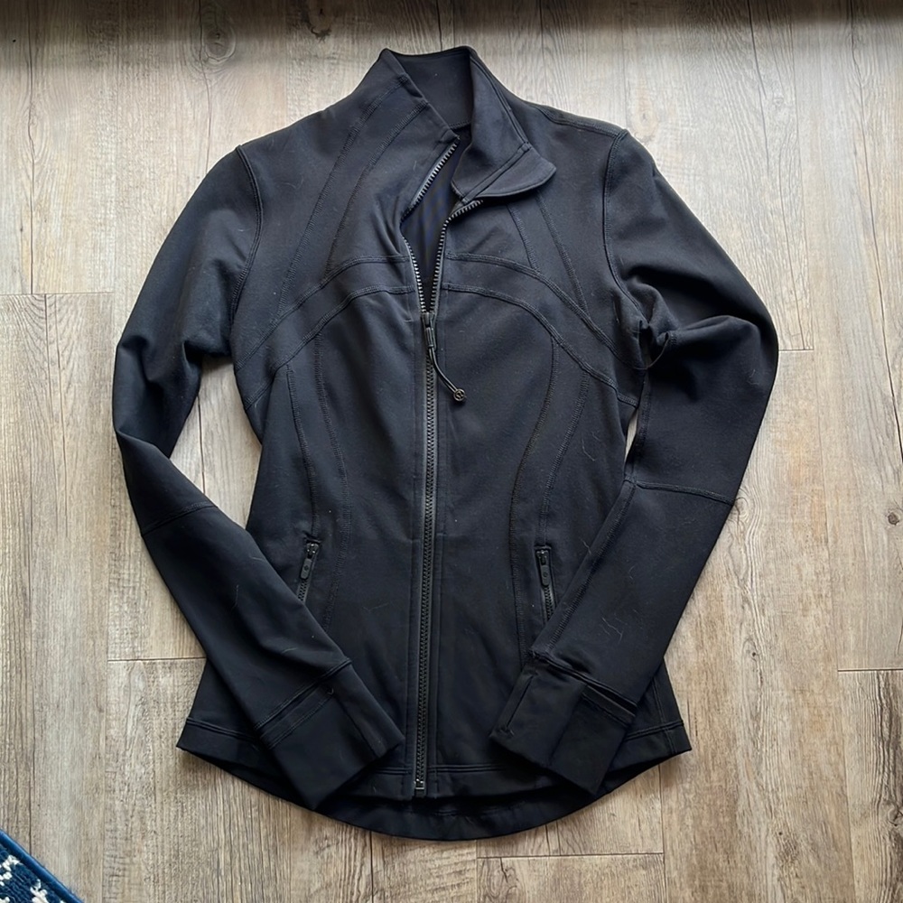 Lululemon Define Jacket
Black Luon Size 4